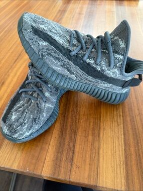 Adidas Yeezy Boost 350 V2 MX Dark Salt sneakers sz 5